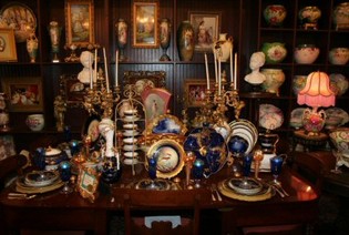 Art and Antique Salon